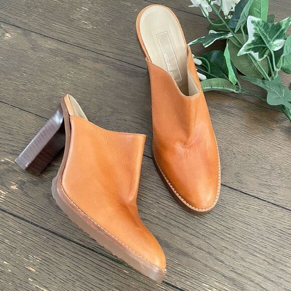 Michael Kors Womens Tan Slip On Leather Mules Size 7.5 Stack High Heel - Picture 1 of 9